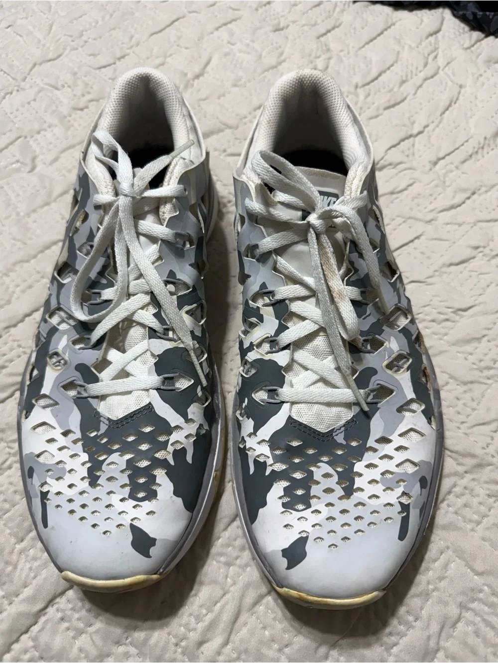 Nike Men's Athletic Shoes in White and Gray Camouflage
